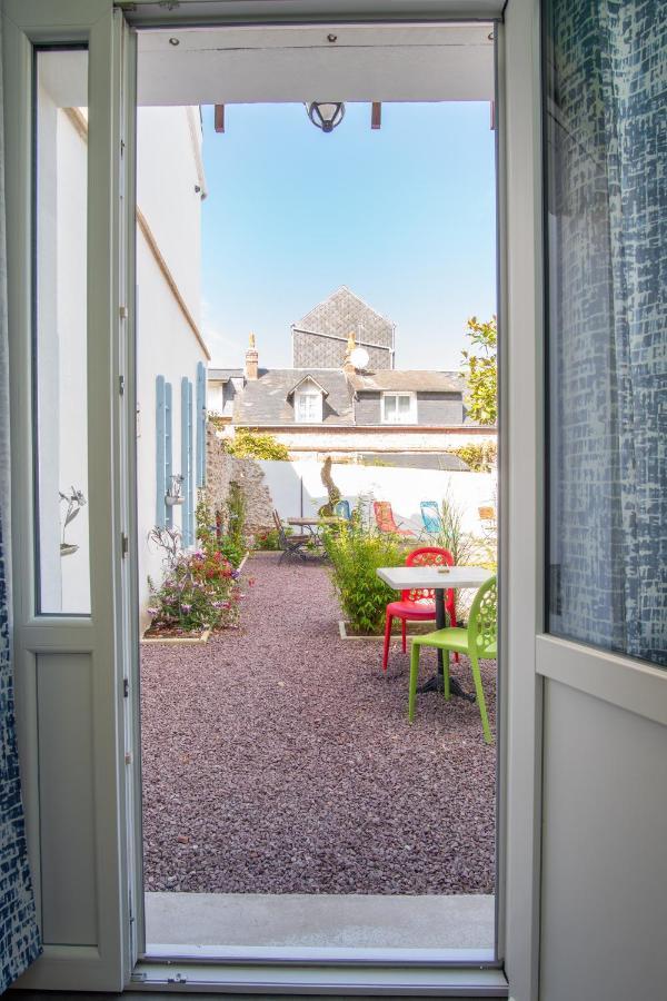 Gite La Perissoire - Place De Parking Incluse Étretat Kültér fotó